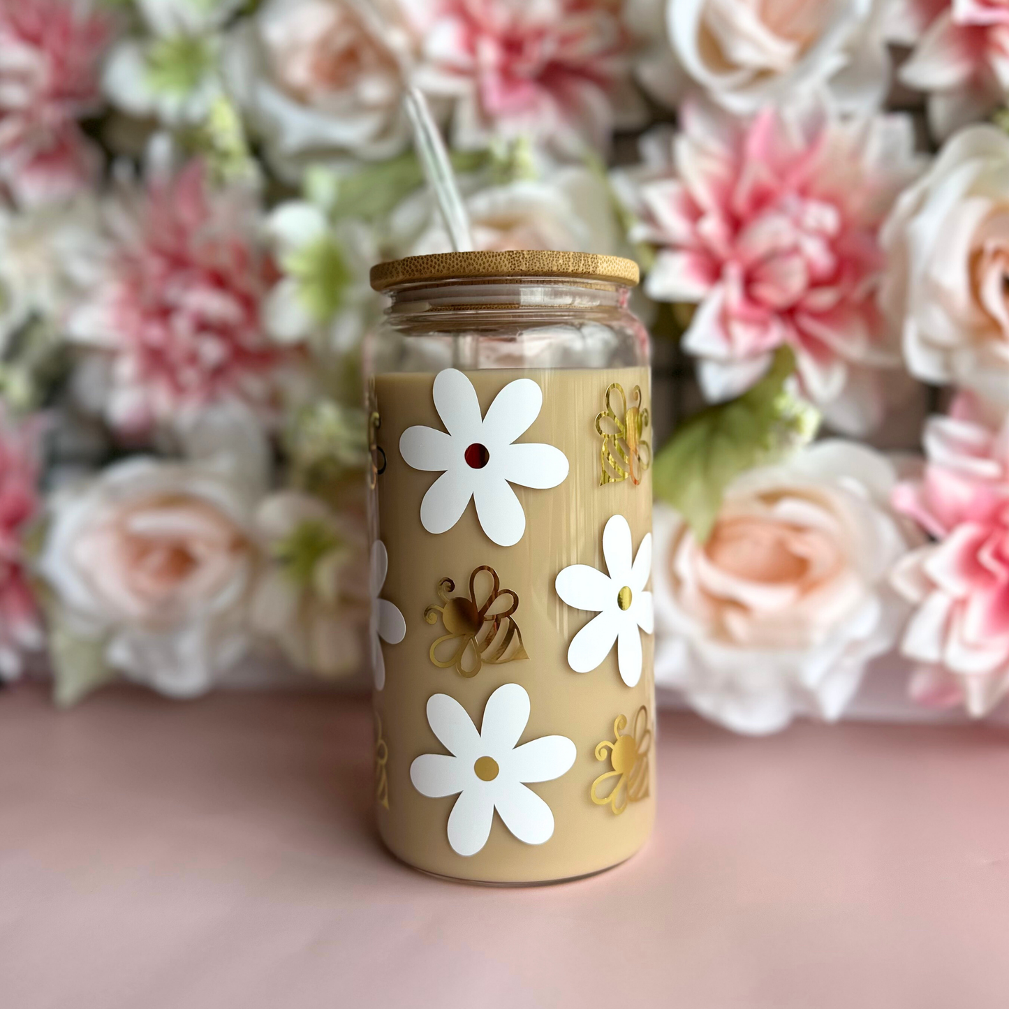 Bee & Daisy 16oz Glass Cup
