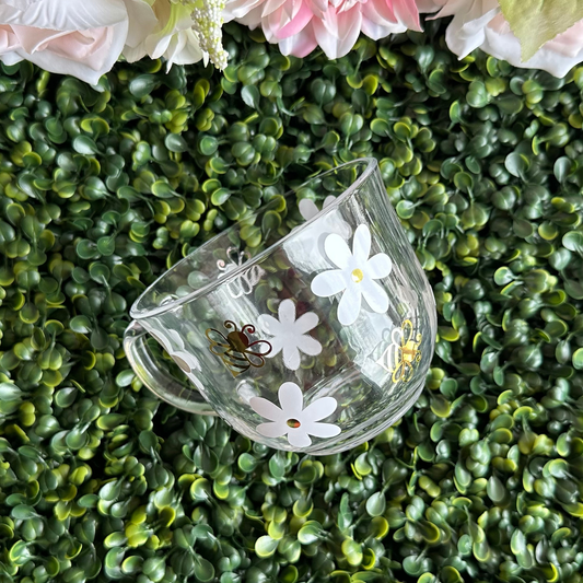 Bumble Bee & Daisy Flower 18oz Glass Mug