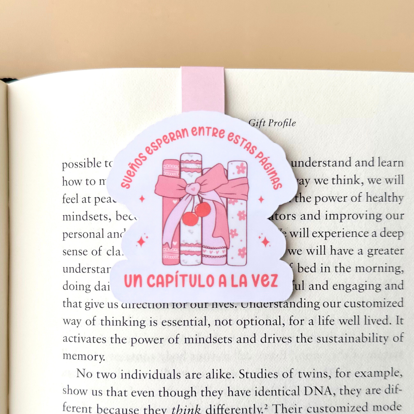 Un Capítulo a la Vez (Spanish) Magnetic Bookmark
