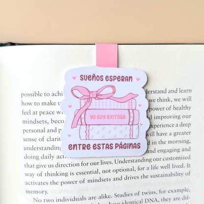 Sueños Esperan (Spanish) Magnetic Bookmark